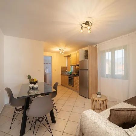 Centrale Apartament Sami (Kefalonia)
